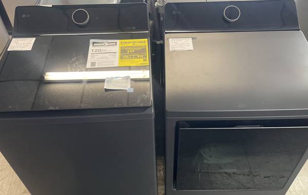 New washer,refrigerator,stove,dryer,stackable washer and dryer 1