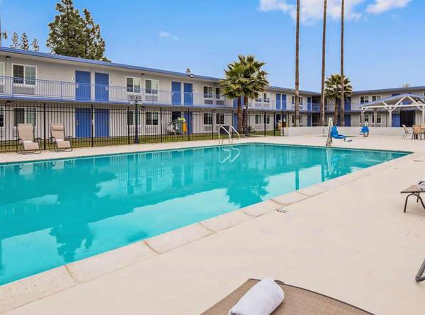 $550 / 1br - Comfortable 1 Bed! WEEKLY/MONTHLY - ASK US! | Visit the State Fair (Sacramento)63919495670019121