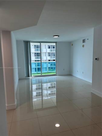 $3,825 / 2br - 930ft2 - Beachfront 2bd with Beach Access! (The Waverly- Surfside)64001844576131123