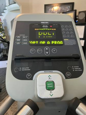 Precor EFX 556i Eliptical 1