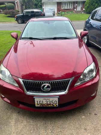 Lexus IS250 año 2010 - $8,800 (Lanham, MD)636166334737951224