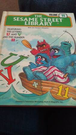 Vintage 1980\'s Sesame Street Books