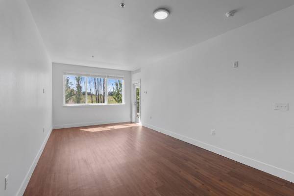 $1.820 / 2 habs - 1179 pies² - ¡Disponible ahora unidad exterior de dos habitaciones y dos baños en tercer piso! (3003 Queensgate Drive)63438215034883123