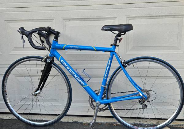 Cannondale Synapse - cuadro de fibra de carbono de 53 cm - grupo Ultegra 105 - $795 (Burke)63436960332033121