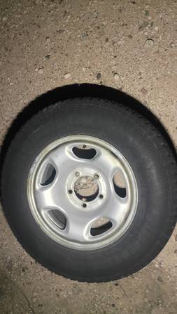 235 70 16 tire an 5 lug wheel 1
