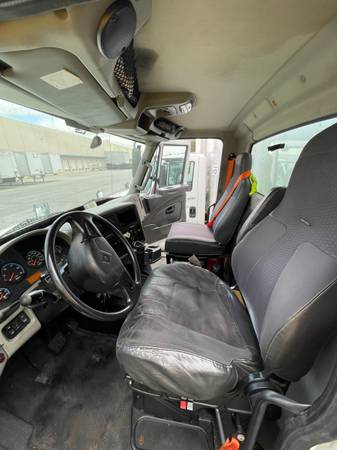 2009 International DuraStar 4300 - $11,500 (Peachtree Corners)63621265343619121