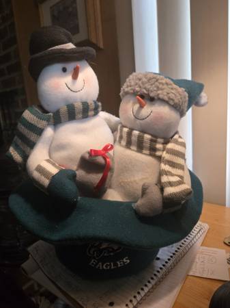 Philadelphia eagles plush snowmen holiday decoration 1