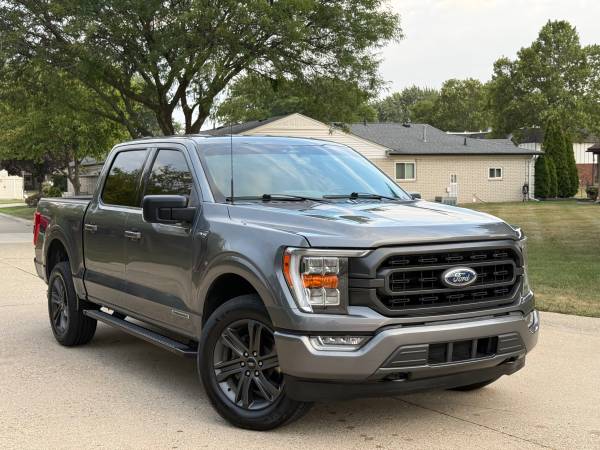 2023 Ford F150 4x4 XLT - Photo 9