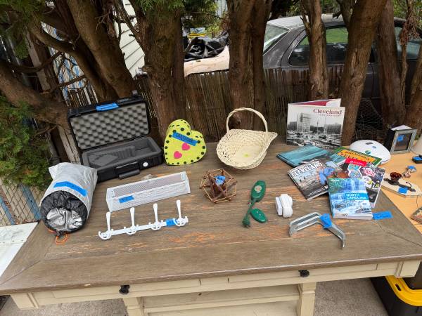 Yard sale photo