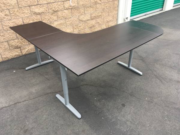 ESPRESSO RIGHT CORNER IKEA GALANT DESKS 1