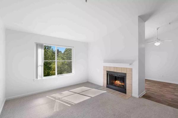 $2,170 / 3br - 1345ft2 - Just the place you're looking for! Come and see! (Tigard)63672601003009123