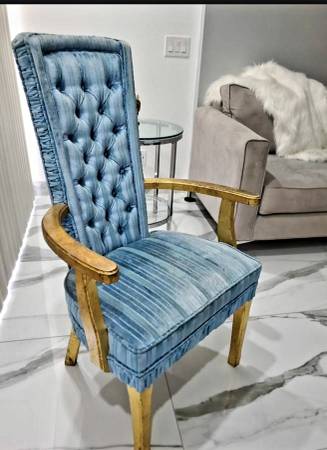Vintage Chair 1