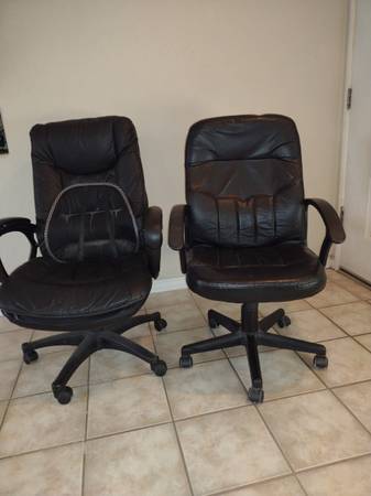 Two office chairs/ black 1