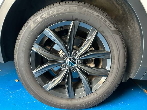 Bridgestone Ecopia H/L 422 Plus - 235/55R18 1