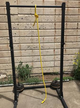 Habitación de $825 (más pequeña) con transporte, patio sólido para entrenamiento de fuerza (excelsior / outer mission)63834324131841122