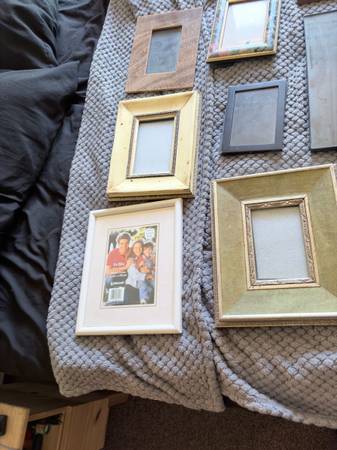 Miscellaneous picture frames 1