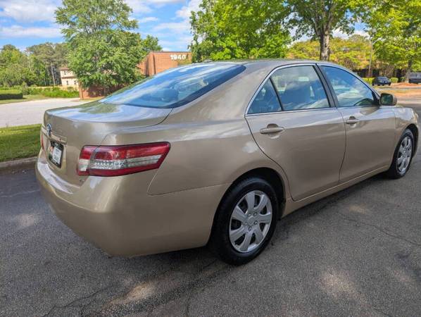 2010 Toyota Camry LE 4dr Sedan - $6,000 (Stone Mountain)63620914685313122