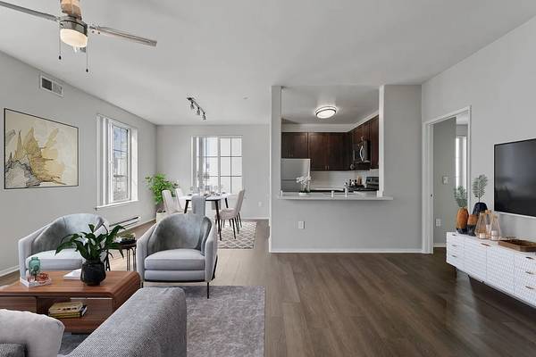$1,190 / 1br - 700ft2 - 1-bedroom, 1-bathroom apartment......king rd63888990558211123