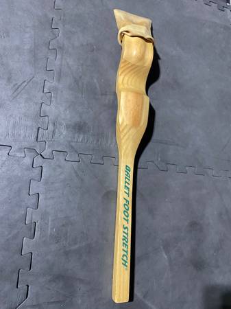Ballet Foot Stretcher 1