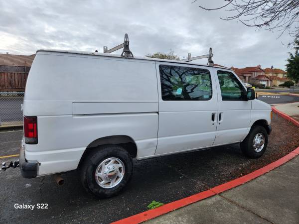 2005 Ford E350 Super Duty - Photo 3