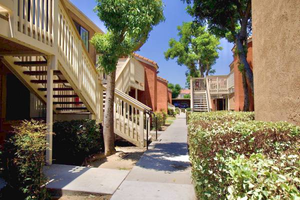 All-electric Kitchen, Assigned Parking, 2bd 2ba 1