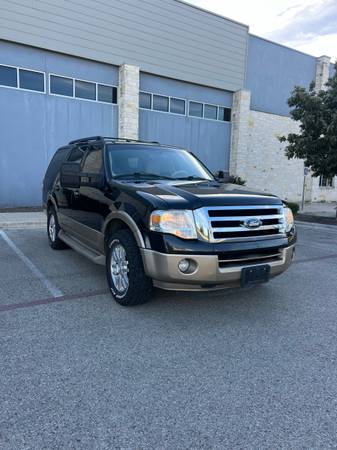 2014 Ford Expedition XLT - $7,200 (Austin)63439478457347124