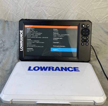 Lowrance Eagle Eye 9” Chartplotter Sonar 1
