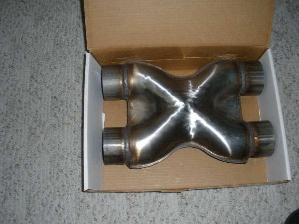 MagnaFlow X Pipe 1