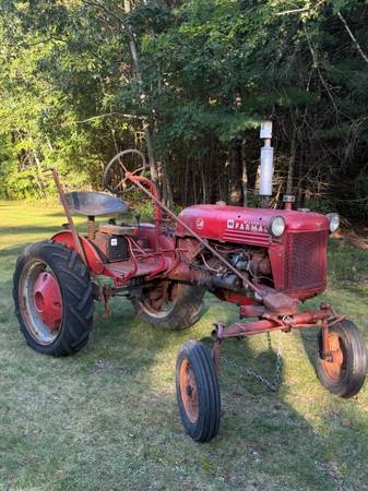 1948 Farmall Cub w/attachments 1