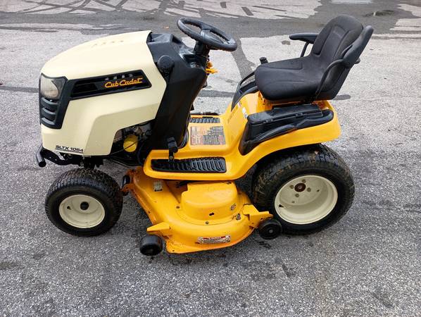 Cub cadet SLTX 1054 riding mower 26 Hp Kohler v twin 54" 1