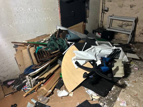 Junk & Yard Waste 1