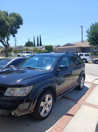 suv dodge en venta - $4,000 (simi valley)63618239514243121