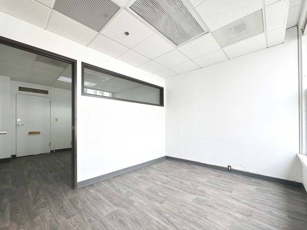 $600 Artista/Espacio para creadores con conexión de fregadero - Centro de Portland (SW 4th & Oak)63831397458049121