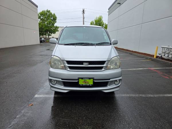 2000 Toyota HiAce Touring 4WD JDM RHD - $15,780 (Auburn)63623042704129121
