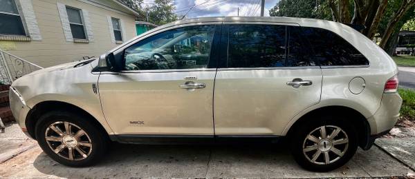 2010 LINCOLN MKX - $2,500 (Jacksonville)63470247287041123