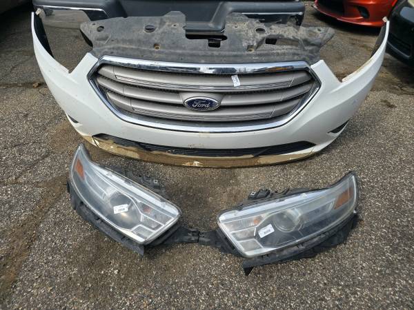 2013-2019 Ford Taurus Complete Front Bumper Cover & Headlights 1