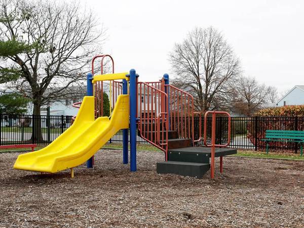 $864 / 1hab - 650ft2 - 🏠 La temporada de mudanzas es ahora, ¡instalémonos ya! (2609 Bow Court, South Bend, IN)63665894492417121