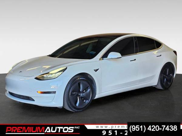 2020 Tesla Model 3 Standard Range Plus 1
