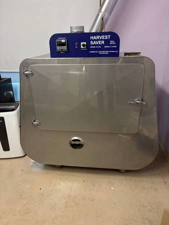 Harvest Saver Dehydrator 1