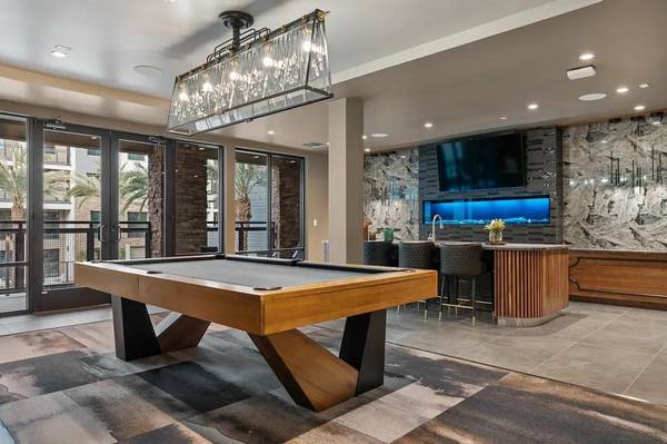 $2,850 / 2br - 1351ft2 - Exclusive 2 BR Residences, Quartz Countertops, Designer Lighting (Tempe)64024997175042124