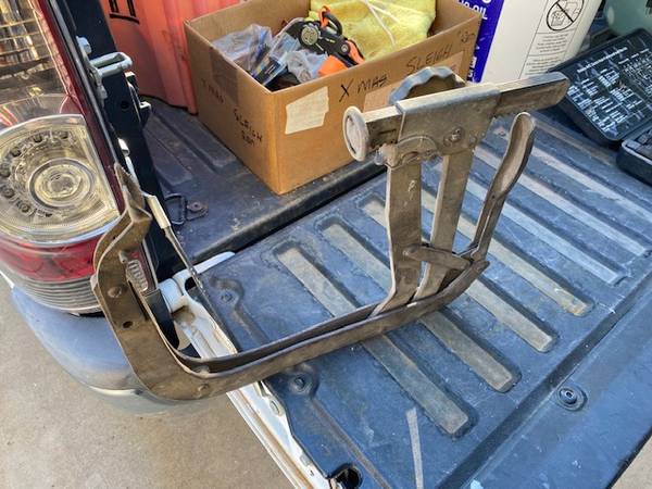 Valve Spring Compressor 1