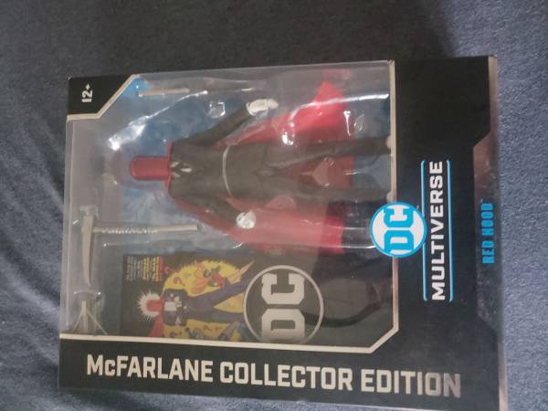 Dc multiverse mcfarlane collector edition Red Hood 1