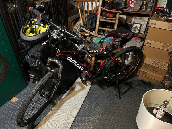 Outroad mountain bike 26” 1