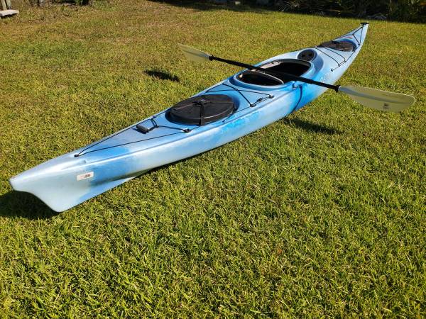 Kayak de turismo marino Old Town Cayuga 146 - $375 (Homosassa)63438492948739122