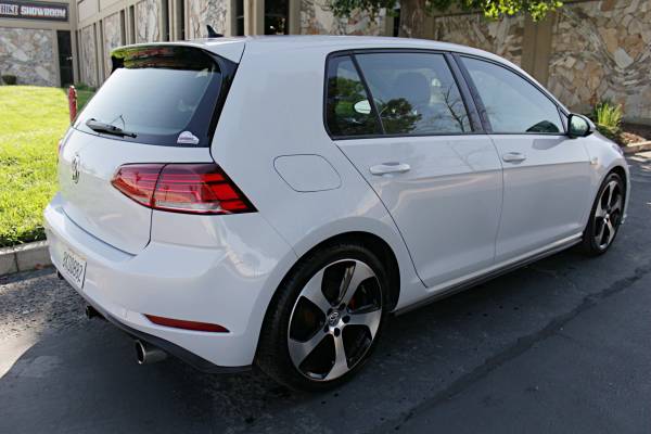 2018 Volkswagen Golf GTI S | Superbike Showroom - $14,999 (Rancho Cordova)63441112824321122