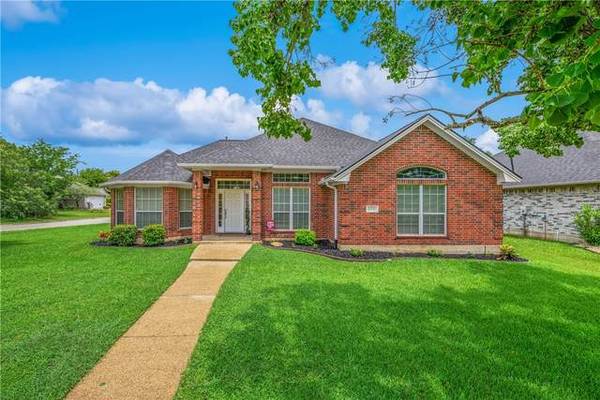 Bryan,  Home for Sale - 4bd 2ba/1hba 1