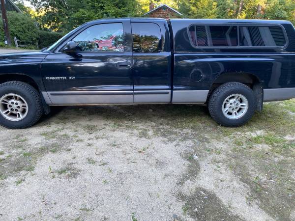 1999 Dodge Dakota 1