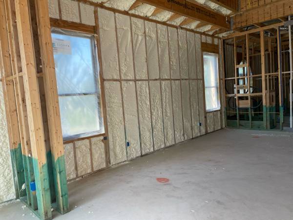 Spray foam insulation 1