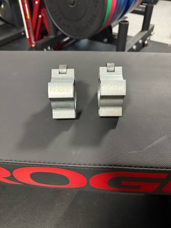 Rogue Fitness OSO Olympic Barbell Collars - sporting goods