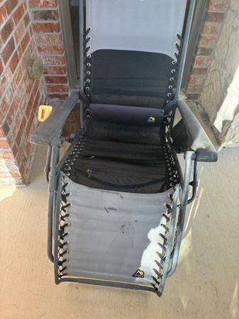 GCI Outdoor FreeForm Zero Gravity Lounger Chair Grey Black Camping Patio 1